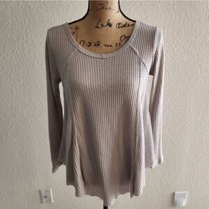 Thermal flowy shirt size‎ medium